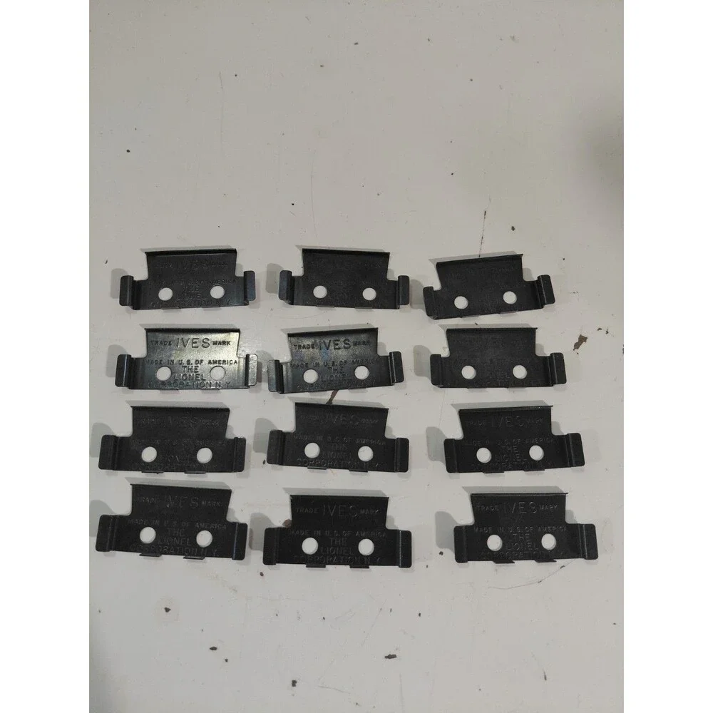 Lionel 6-62901 Electric Train O/27 Gauge Model Railroad Track Clips 12pk w/Box